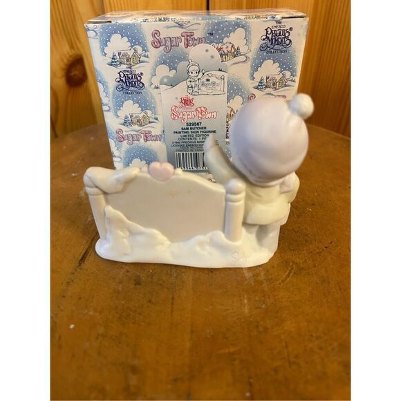 Precious Moments Figurine: 529567 Sam Butcher (3") Sugar Town (8432) - Picture 3 of 7